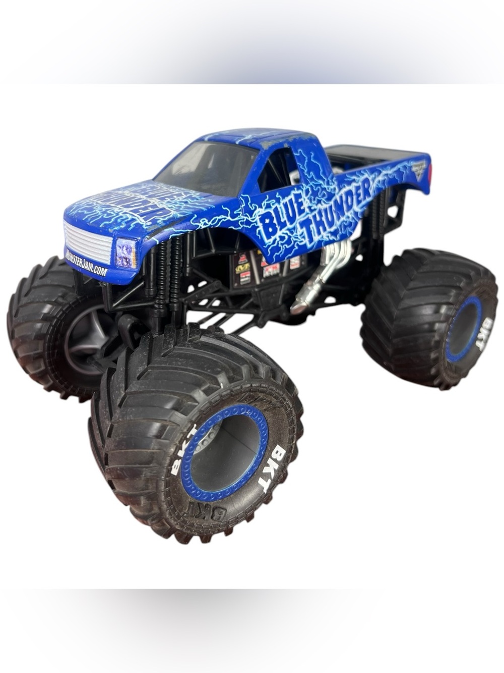 Monster Jam Classic Blue Thunder Monster Truck 1:24 Scale Preowned